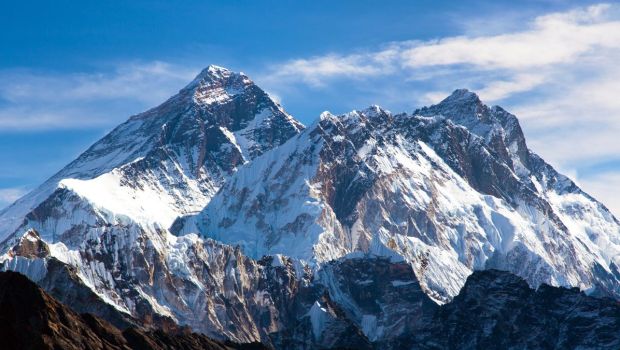 HIMALAYA-MONTAGNE-SHUTTERSTOCK