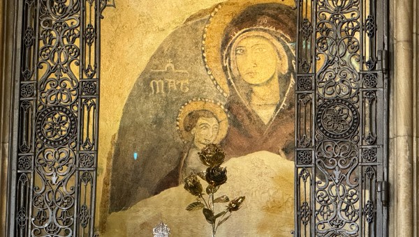 La_fresque_de_la_vierge