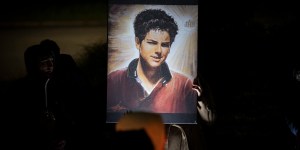 Faut-il retoucher les photographies des saints ?
