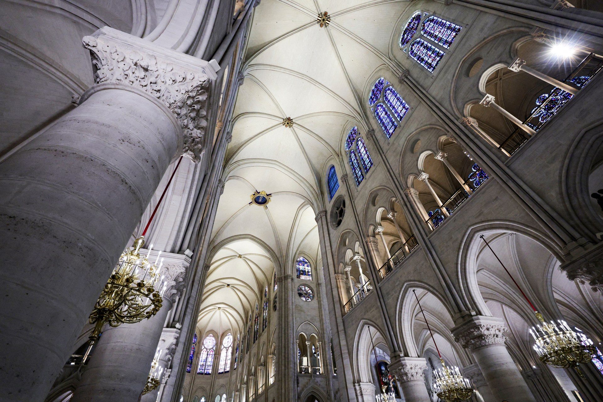 Interieur-Notre-Dame-de-Paris-7.jpg