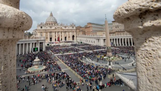 SAINT PETER'S SQUARE