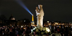 [VIDÉO] Cinq ans après, Notre-Dame de Paris retrouve enfin sa cathédrale !