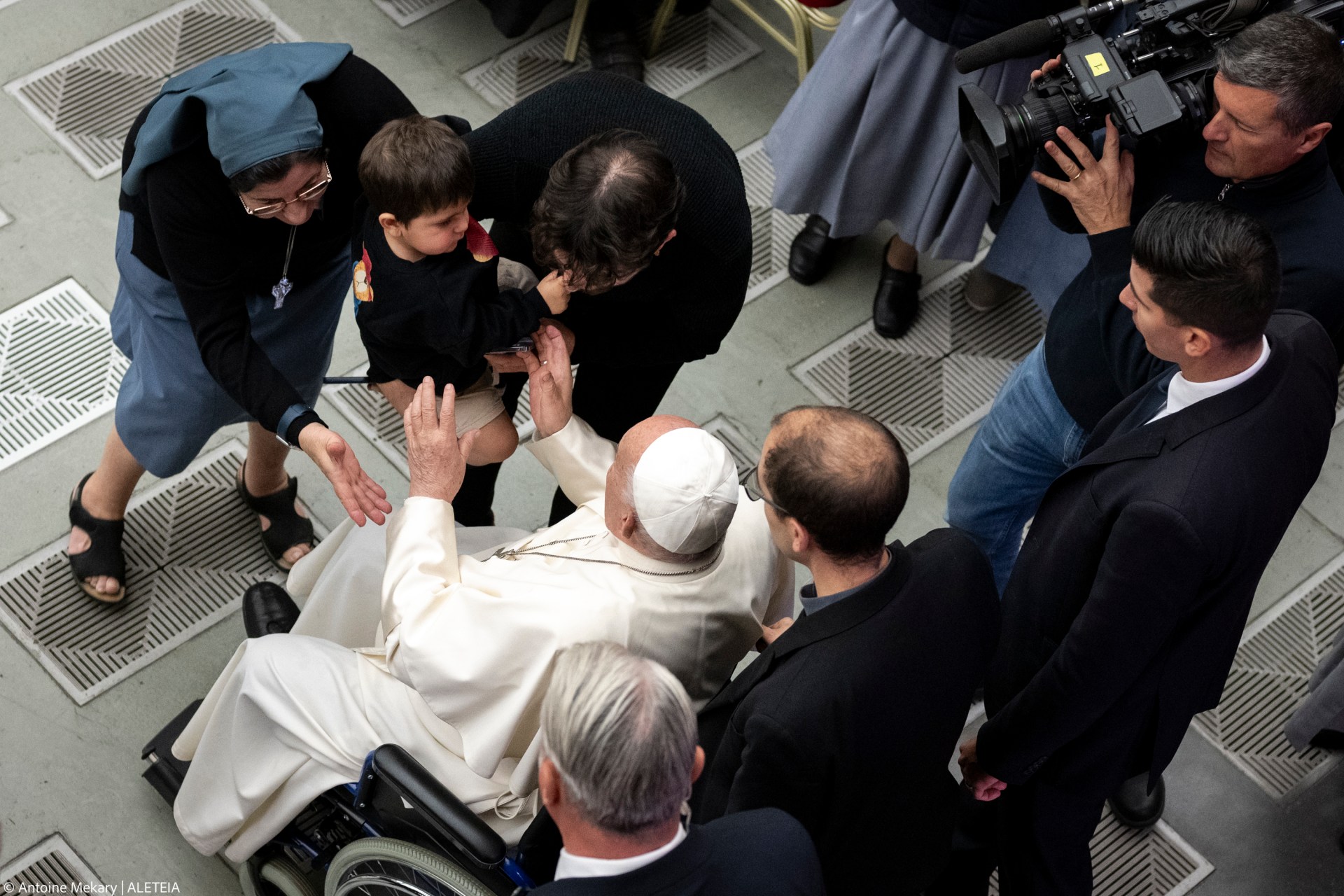 VATICAN-POPE-WORLD-POOR-DAY