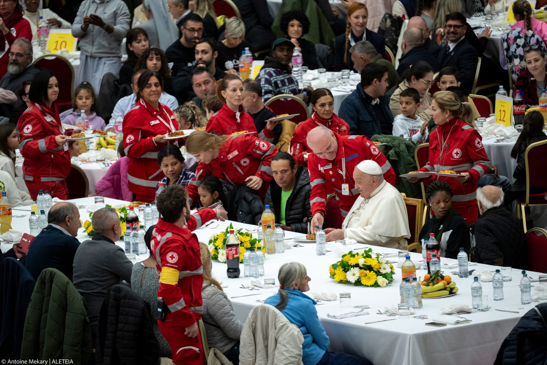 VATICAN-POPE-WORLD-POOR-DAY
