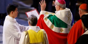 Cette prière en latin que le monde entier a chanté à l’unisson pour Notre-Dame de Paris