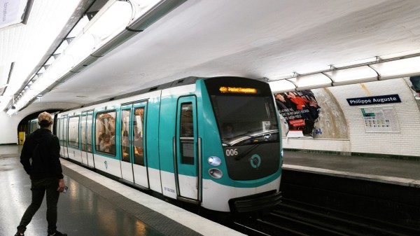 METRO-PARIS-shutterstock