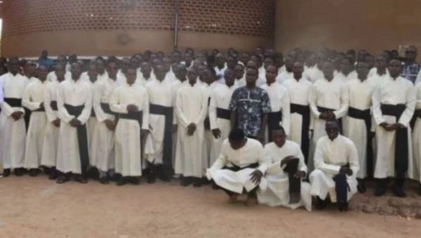 SEMINARISTES-BURKINA-FASO-AED