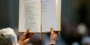 Non, le christianisme n’est pas une religion du livre !
