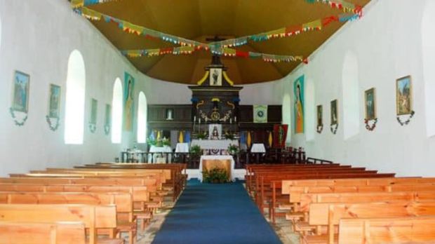 Eglise-Notre-Dame-de-Paix-de-Akamaru-interieur-Tahiti-heritage