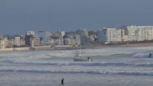 SABLE-D-OLONNE-TEMPETE-SAUVETAGE-CAPTURE