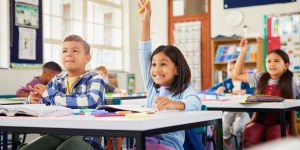 Éducation : &#8220;Parler de la sexualité sans parler de l’amour est problématique&#8221;