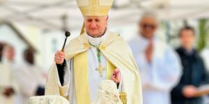 La première pierre d’une église posée à Chelles