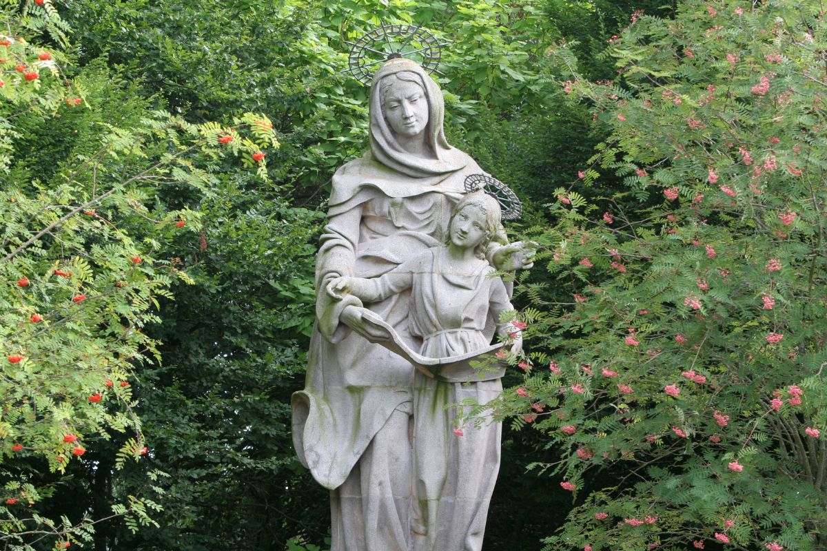 L'histoire des apparitions de sainte Anne à Yvon Nicolazic