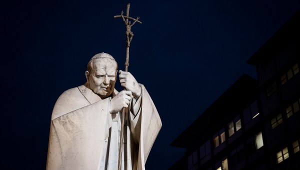 ITALY-VATICAN-POPE-HEALTH-GEMELLI-HOSPITAL
