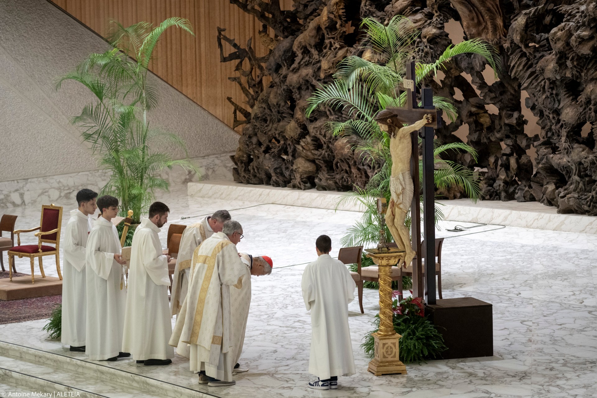 Jubilee-of-Deacons-prayer-vigil-Paul-VI