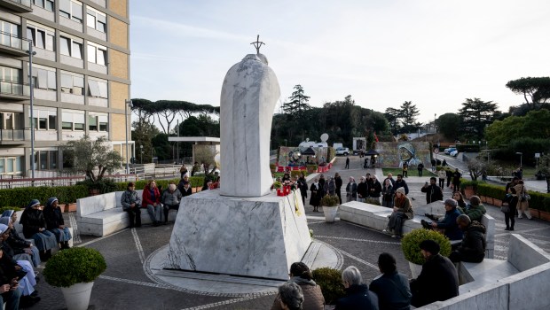 POPE-HEALTH-GEMELLI-HOSPITAL