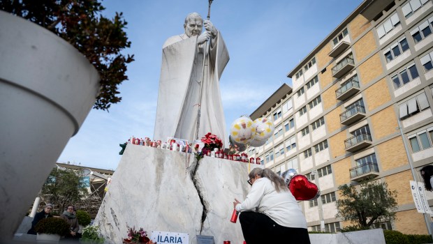POPE-HEALTH-GEMELLI-HOSPITAL
