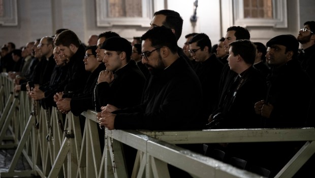 POPE-HEALTH-ROSARY-ST PETER'S SQUARE