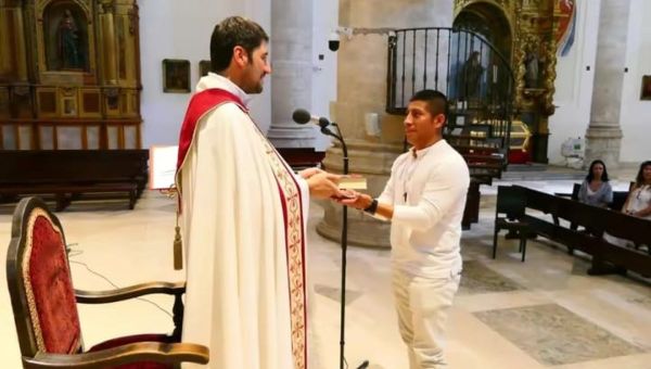 Corner Item Image - Esau, futur baptisé : “L’Église est plus qu’une famille”