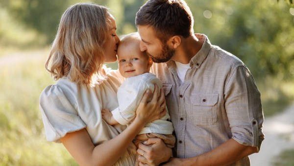 Corner Item Image - La famille, premier refuge et source de bonheur des Français
