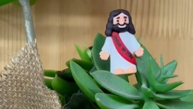 Mini Jesus Figurine Trend TikTok