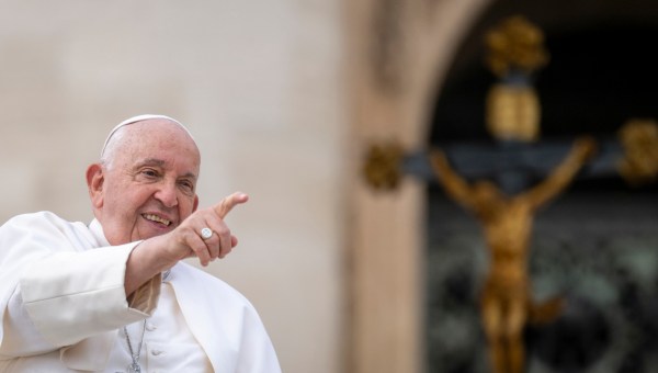 Corner Item Image - Élu il y a 12 ans, François se rapproche de la durée moyenne des pontificats