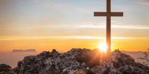 Lundi, mardi, mercredi… comme un premier triduum caché