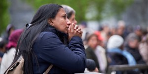 Mort du pape François : la vive émotion des catholiques 