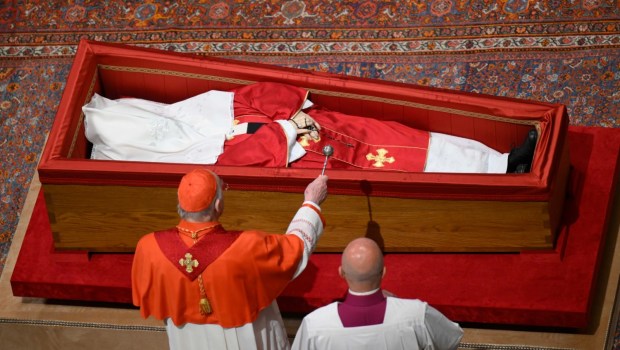 Closing-of-the-Coffin-of-the-late-Roman-Pontiff-Pope-Francis-Vatican-Media