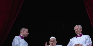 &#8220;Il ne répondait pas aux stimuli&#8221; : le médecin du Pape raconte les derniers instants