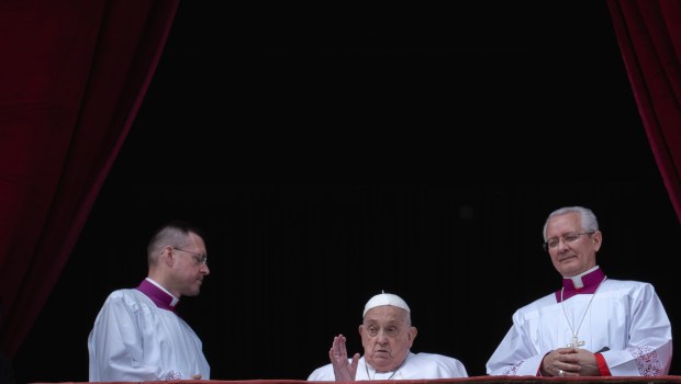 EASTER-VATICAN-POPE-EASTER2025