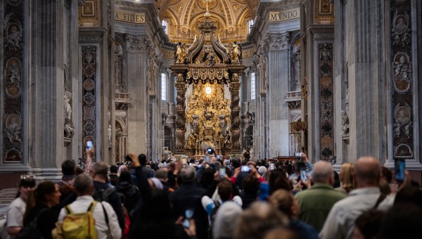 Corner Item Image - 250.000 personnes ont rendu un dernier hommage au pape François dans la basilique Saint-Pierre