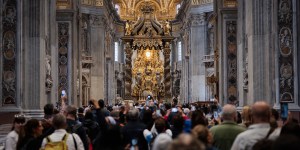 250.000 personnes ont rendu un dernier hommage au pape François dans la basilique Saint-Pierre