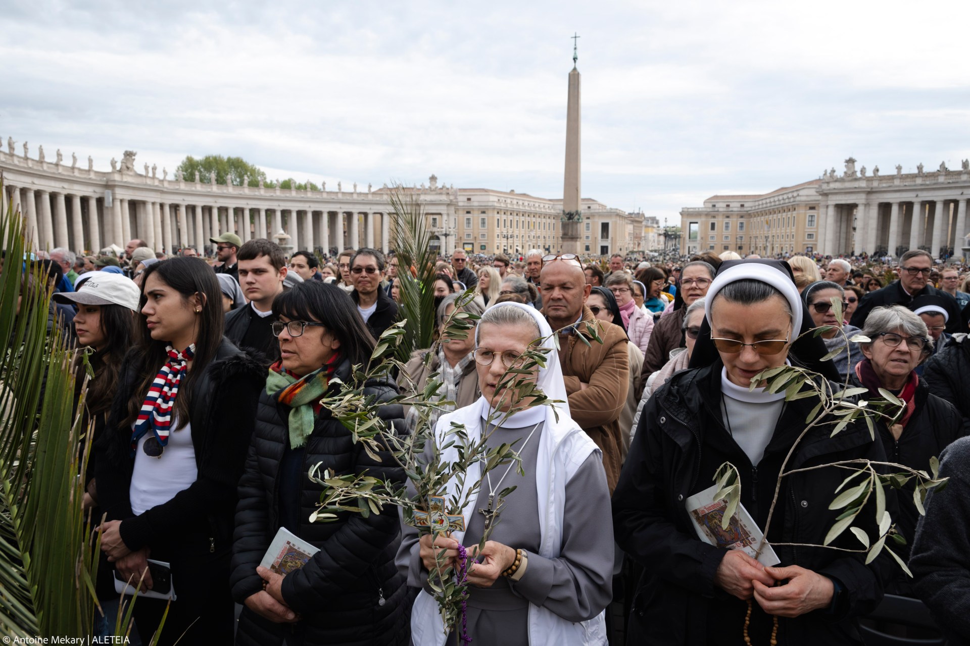 Nun-VATICAN-JUBILEE2025-PALM-SUNDAY