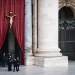 [🔴 DIRECT] Le cercueil du Pape est arrivé à Saint-Pierre