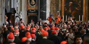 &#8220;Le conclave n’a rien à voir avec le congrès d’un parti politique&#8221;