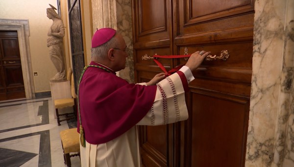 scelles-apposes-appartements-palais-apostolique-vatican-media