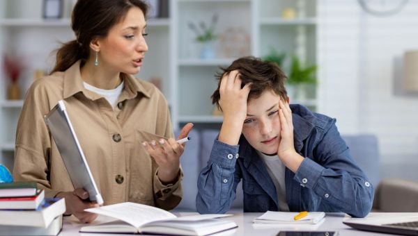 Corner Item Image - “T’inquiète, je gère”: Ces phrases à bien décrypter en période d’examens
