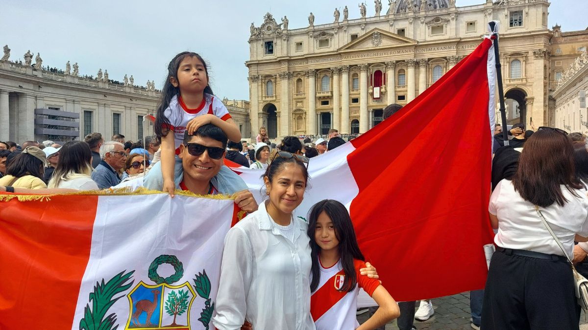 FAMILLE-PEROU-PLACE-SAINT-PIERRE-APL-ALETEIA