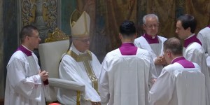 [DOCUMENT] La première homélie du pape Léon XIV en intégralité
