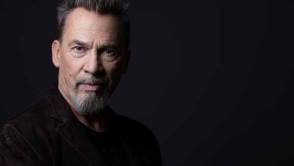 Corner Item Image - La nouvelle chanson de Florent Pagny, hymne à la vie vécue jusqu’au bout