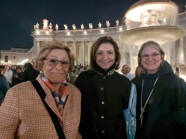 MAMAN-LEONIE-FRIDA
