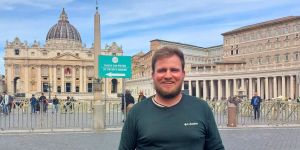 Martin a fait 250 km à pied pour assister à l’élection de Léon XIV