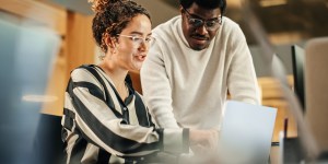 Avoir raison, seul contre tous : comment convaincre son entourage ?