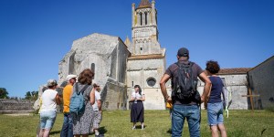 Ils ont fait leur service civique dans un endroit insolite et spirituel