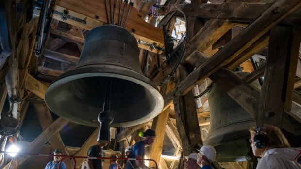 CLOCHES DE NOTRE-DAME DE PARIS