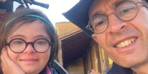 Ils rallient Paris à Compostelle, l’incroyable pèlerinage père-fille de Cyprien et Philippine