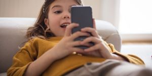 Réseaux sociaux : les “vu” et les “stories” dans le viseur de la Commission européenne