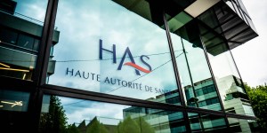 Transidentité des mineurs : la HAS reconnaît une absence de consensus scientifique