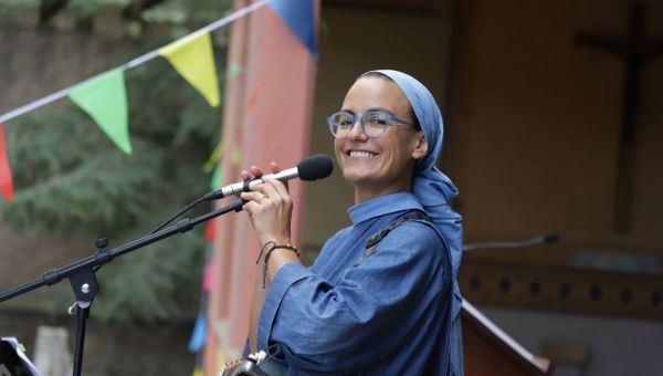 Corner Item Image - Sœur Agathe, une mélodie au cœur de Dieu